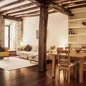 Central, Spacious And Authentic Family , San Sebastian Spain